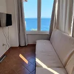 Appartement First Row To The Sea Trogir