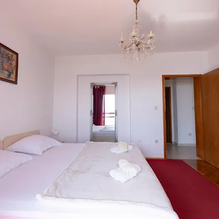 First Row To The Sea, Balcony View, Free Parking Apartament Trogir