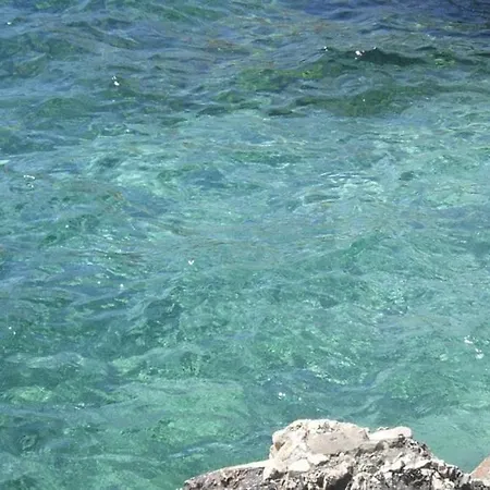 Apartman First Row To The Sea, Balcony View, Free Parking Trogir